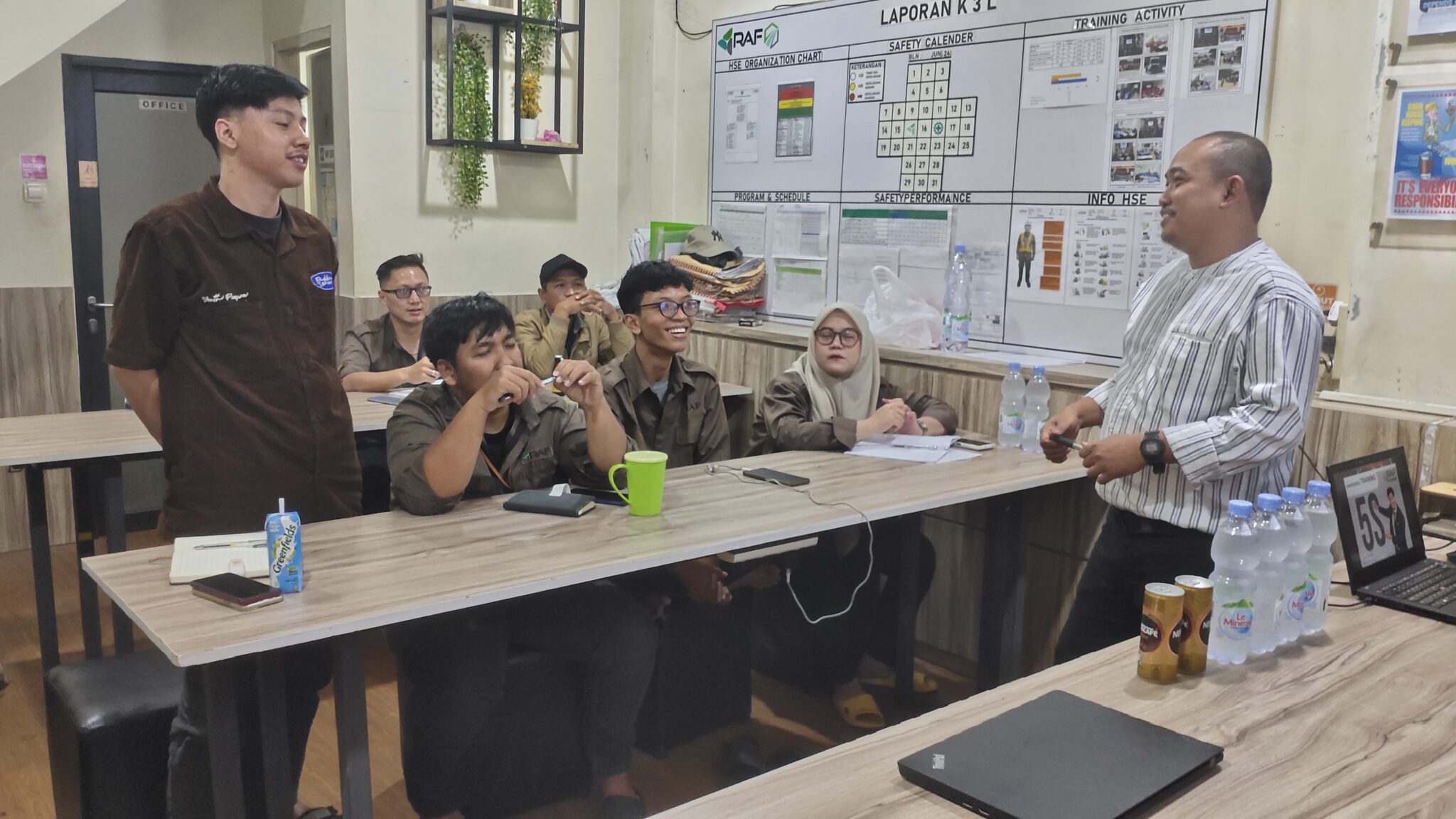 Suksesnya Training 5R oleh Sentras Consulting di PT. RAF Cahaya Lestari ...